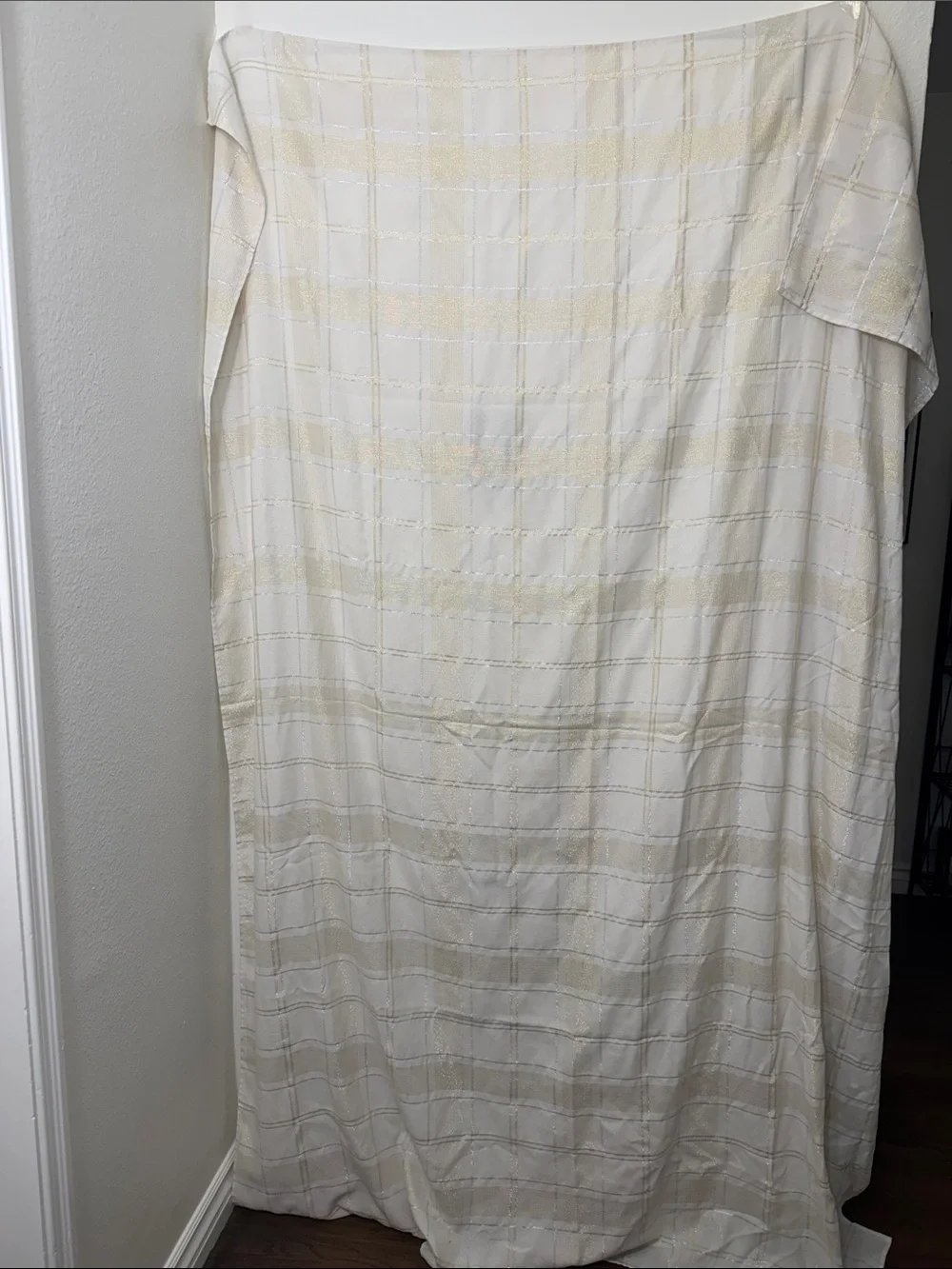 Tablecloth Cream Plaid with Silver and Gold Accents